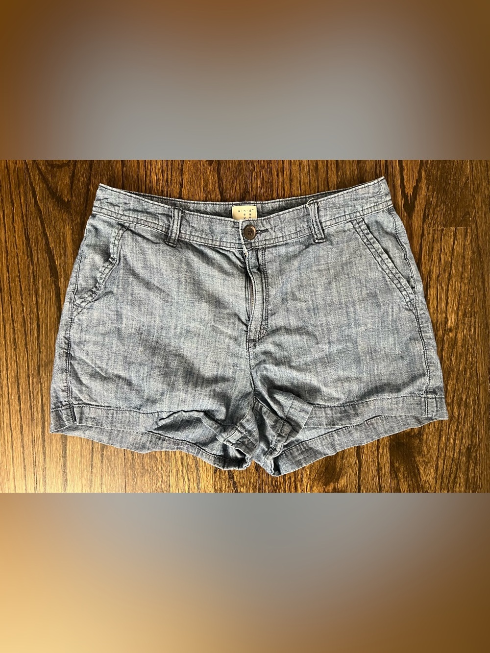 Casual Women's Chambray Short - Light Blue